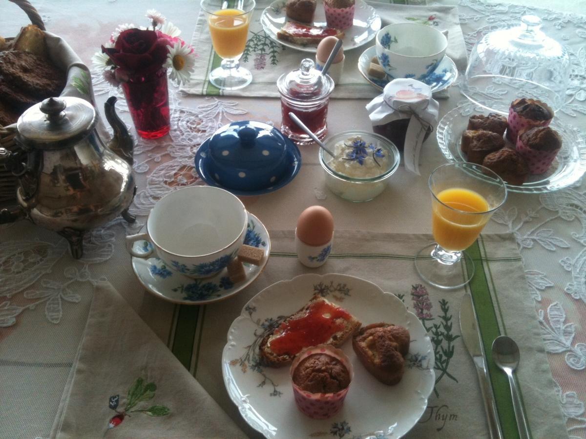 Bout De Cote Bed and Breakfast Lacam-dʼOurcet Exteriör bild