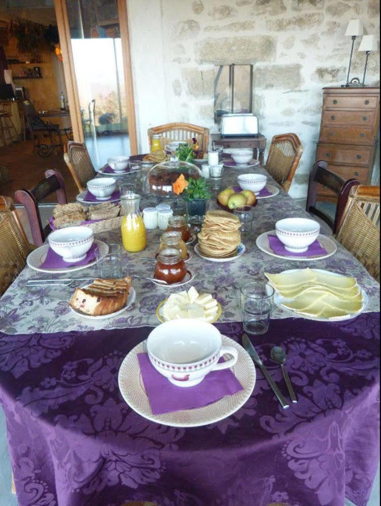 Bout De Cote Bed and Breakfast Lacam-dʼOurcet Exteriör bild